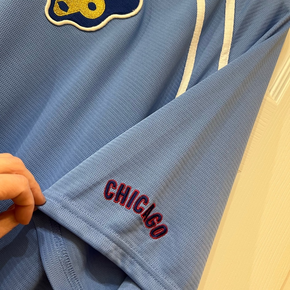 Chicago Cubs Cooperstown Collection Light Blue/Navy with Embroidered Cub Size XL - Picture 3 of 6